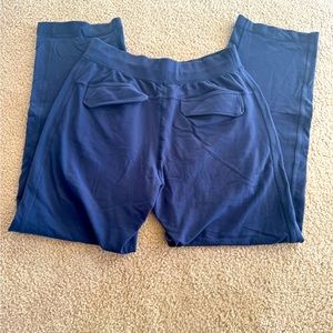 Lululemon KungFu pant size M navy *discontinued style